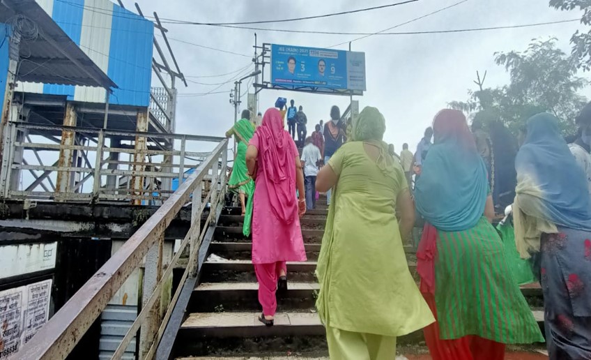Gantry - On FOB facing Shivaji Chowk- (East Side) - On FOB facing Shivaji Chowk- (East Side), Ambernath, Mumbai, Maharashtra Gantry - On FOB facing Shivaji Chowk- (East Side) - On FOB facing Shivaji Chowk- (East Side), Ambernath, Mumbai, Maharashtra