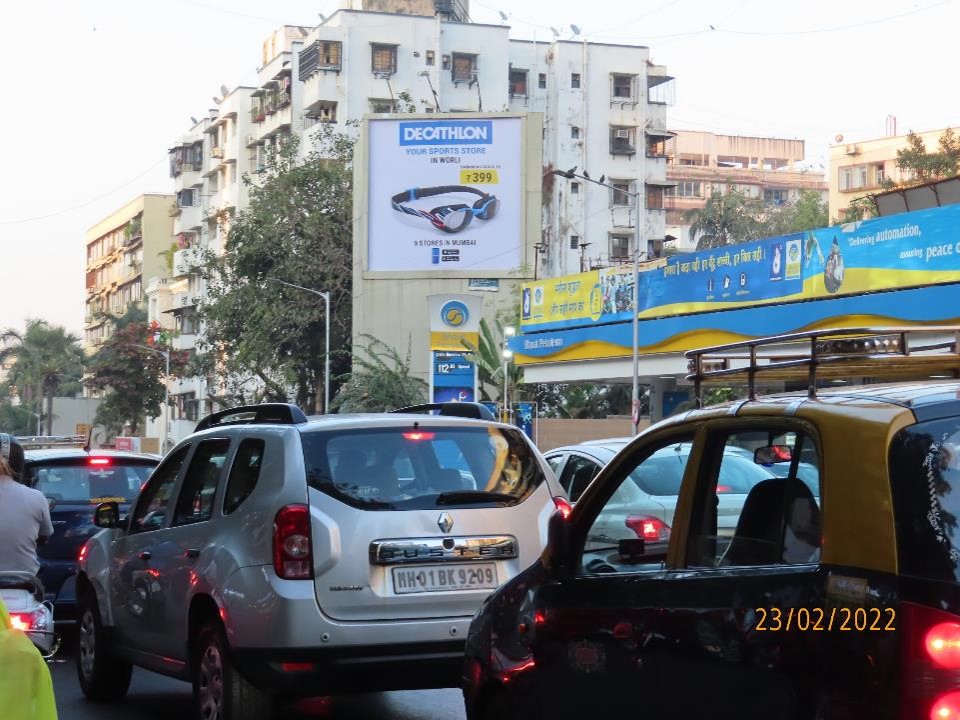 Hoarding - Pedder Road - Jaslok Hospital near Petrol Pump,   Pedder Rd,   Mumbai,   Maharashtra