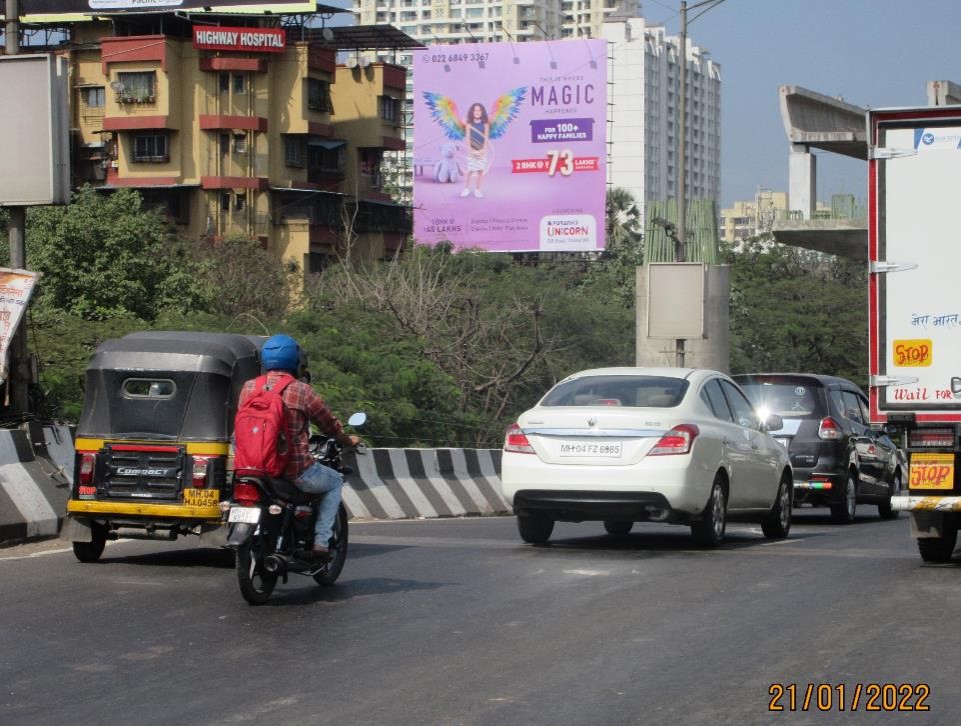 Hoarding - Teen Hath Naka, Going Towards Thane - Teen Hath Naka, Going Towards Thane, Thane, Thane, Maharashtra Hoarding - Teen Hath Naka, Going Towards Thane - Teen Hath Naka, Going Towards Thane, Thane, Thane, Maharashtra