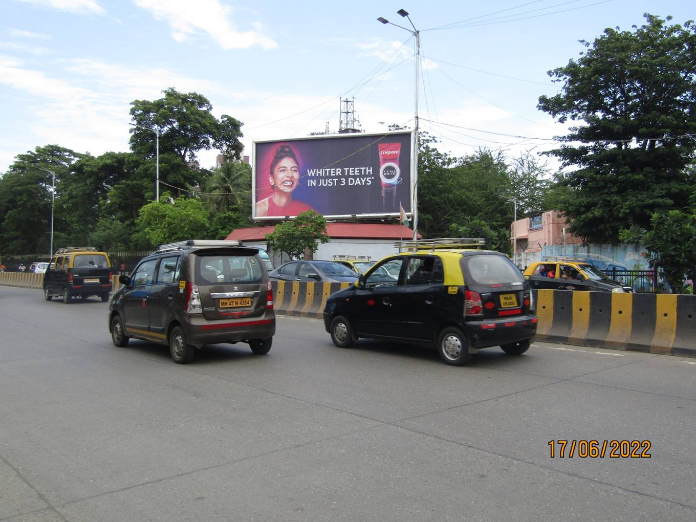 Hoarding - Mahim Nr Raheja College, Mahim, Mumbai, Maharashtra Hoarding - Mahim Nr Raheja College, Mahim, Mumbai, Maharashtra