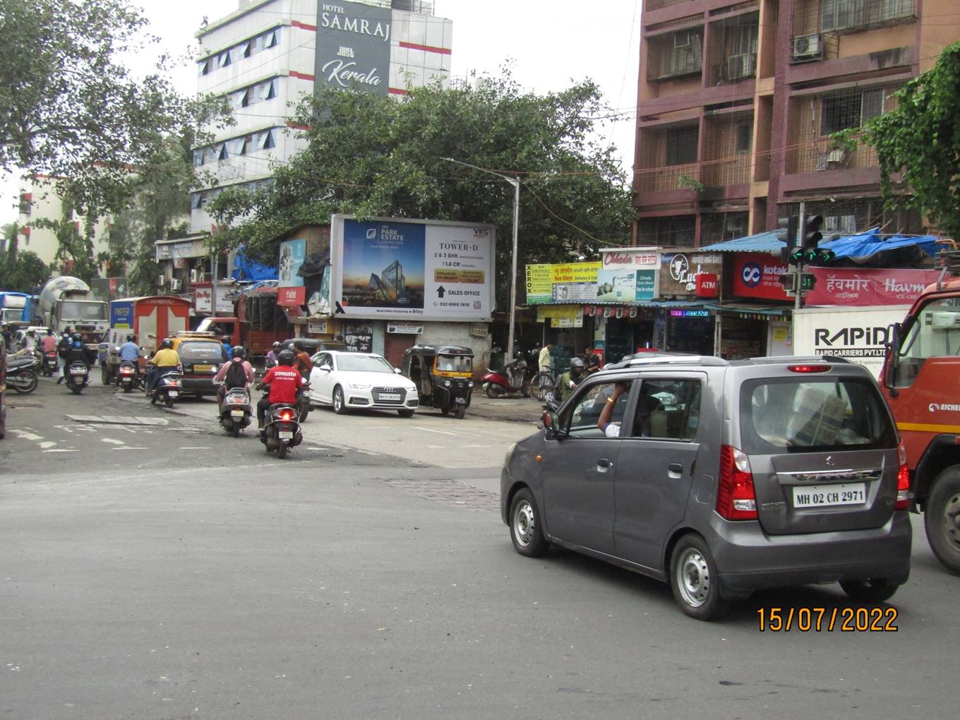 Hoarding - Andheri Gold Spot Junction,   Andheri,   Mumbai,   Maharashtra