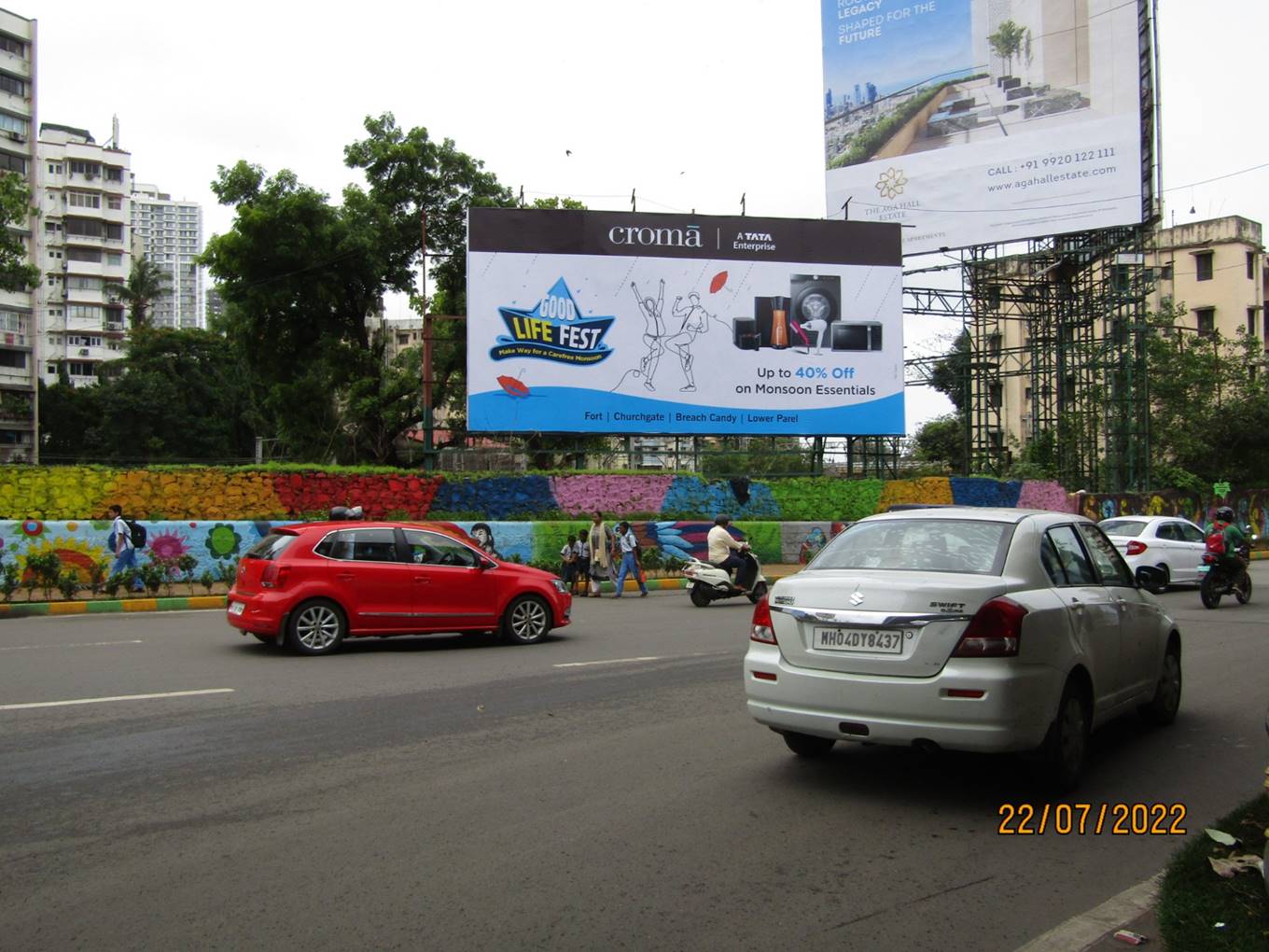 Hoarding - Byculla Junction - Saat Rasta, Byculla, Mumbai, Maharashtra Hoarding - Byculla Junction - Saat Rasta, Byculla, Mumbai, Maharashtra