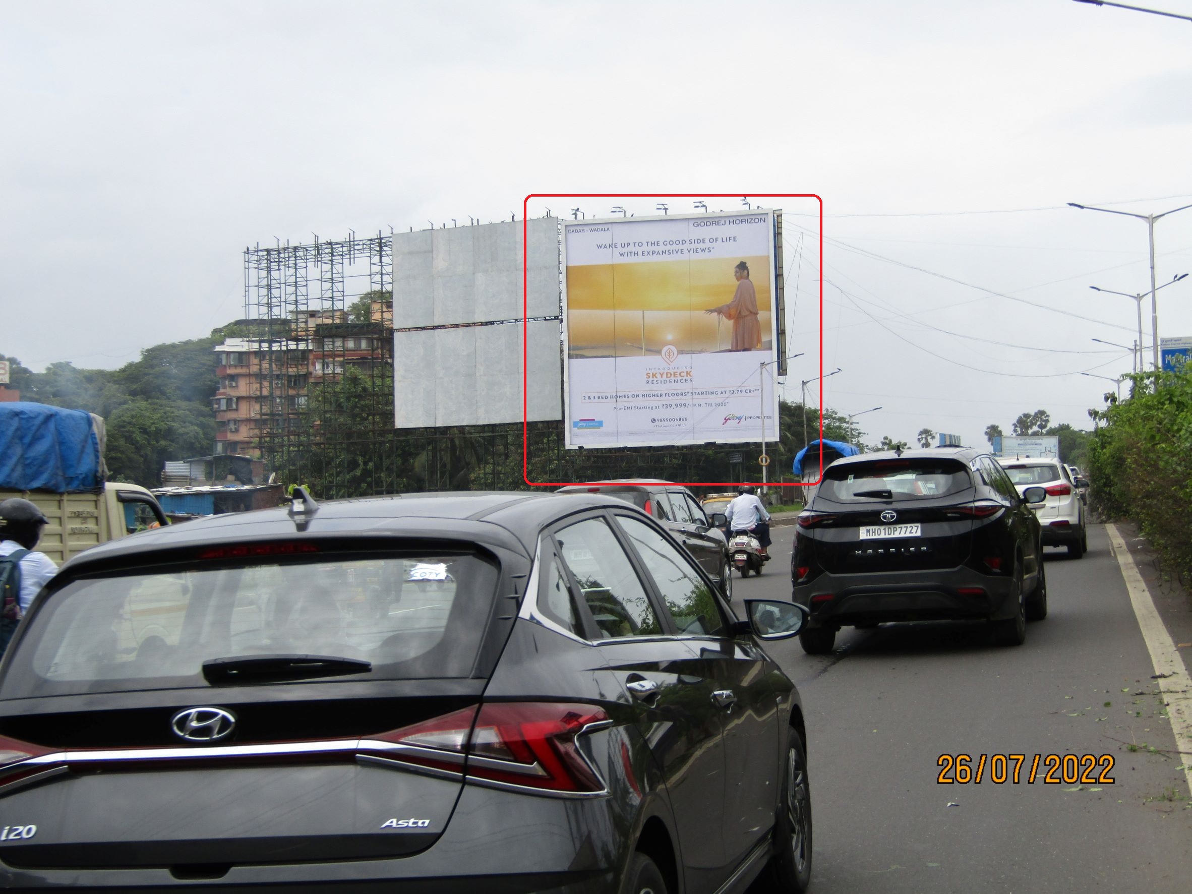 Hoarding - Sion ChunabhattI-ROB, Sion, Mumbai, Maharashtra Hoarding - Sion ChunabhattI-ROB, Sion, Mumbai, Maharashtra