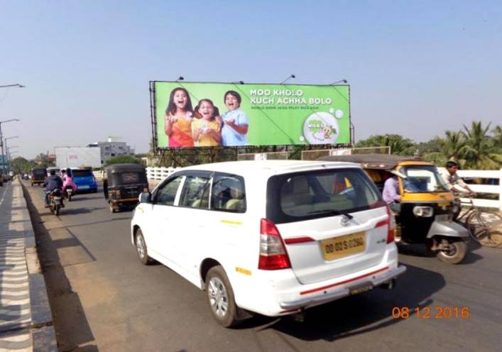 Billboard - Sishubhawan flyover fcg Mausimaa, Bhubaneswar, Odisha Billboard - Sishubhawan flyover fcg Mausimaa, Bhubaneswar, Odisha