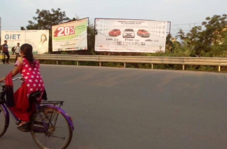 Billboard - Overbridge, Jharsungra, Odisha Billboard - Overbridge, Jharsungra, Odisha