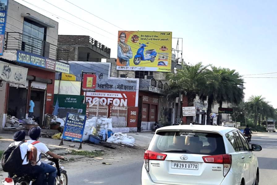 Hoarding - Ranjeet Avenue Exit Road facing Ranjeet Avenue towards Airport/ Ajnala, Amritsar, Punjab Hoarding - Ranjeet Avenue Exit Road facing Ranjeet Avenue towards Airport/ Ajnala, Amritsar, Punjab