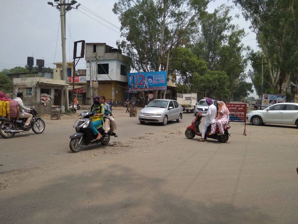 Unipole - Aliwal Chowk, Batala, Punjab Unipole - Aliwal Chowk, Batala, Punjab