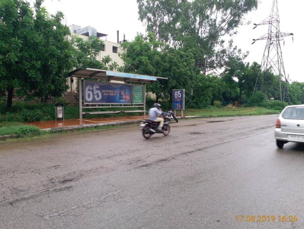 BQS - Shahi Majra (Old Amertex Chowk Traffic Lights), Mohali, Punjab BQS - Shahi Majra (Old Amertex Chowk Traffic Lights), Mohali, Punjab