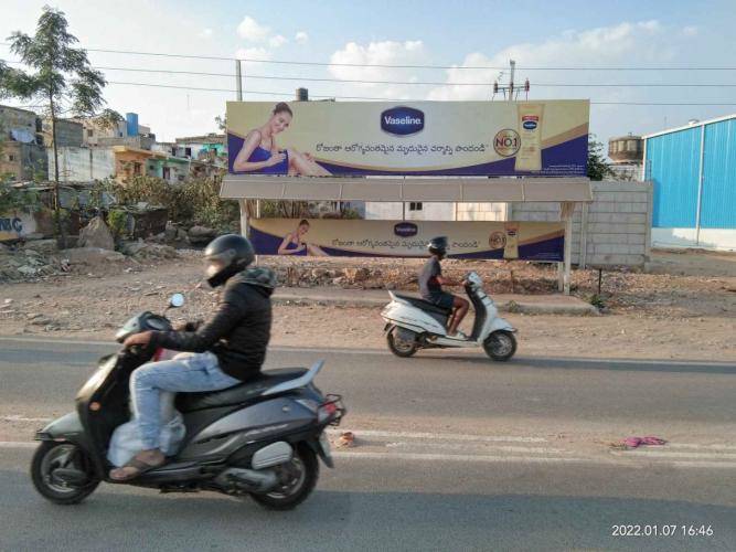 Bus Shelter Modern - Usha Mullapudi Road,  Near Tulasivanam-Towards Gajularamaram, Hyderabad, Telangana
