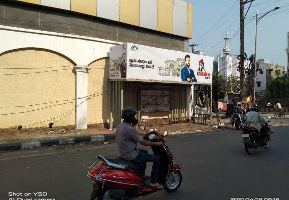 Bus Shelter - Musheerabad X Roads Towards Kavadiguda, Hyderabad, Telangana Bus Shelter - Musheerabad X Roads Towards Kavadiguda, Hyderabad, Telangana