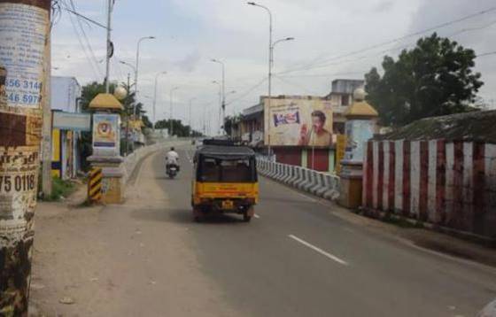Hoarding - Thachanallur bridge to junction towards Palayamkottai,  Tirunelveli, Tamilnadu