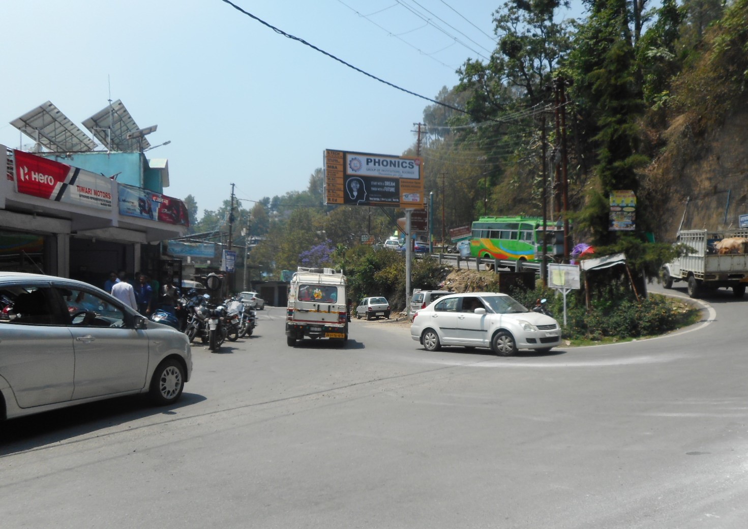 Unipole-Laxmeshwar Tiraha, Almora, Uttarakhand Unipole-Laxmeshwar Tiraha, Almora, Uttarakhand