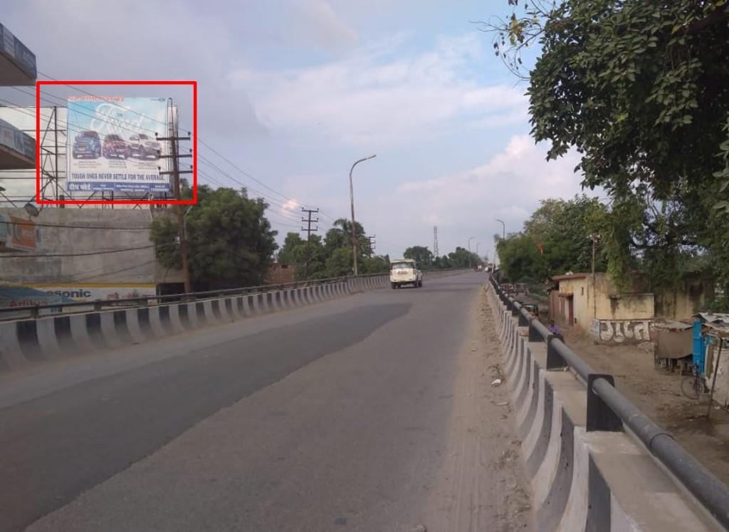 Billboard-Over Bridge, Azamgarh, Uttar Pradesh, Billboard-Over Bridge, Azamgarh, Uttar Pradesh,