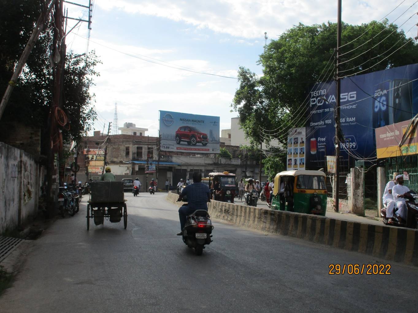 Billboard - Sigra Fcg Rathyatra (Nr. Natraj cinema ), Varanasi, Uttar Pradesh Billboard - Sigra Fcg Rathyatra (Nr. Natraj cinema ), Varanasi, Uttar Pradesh