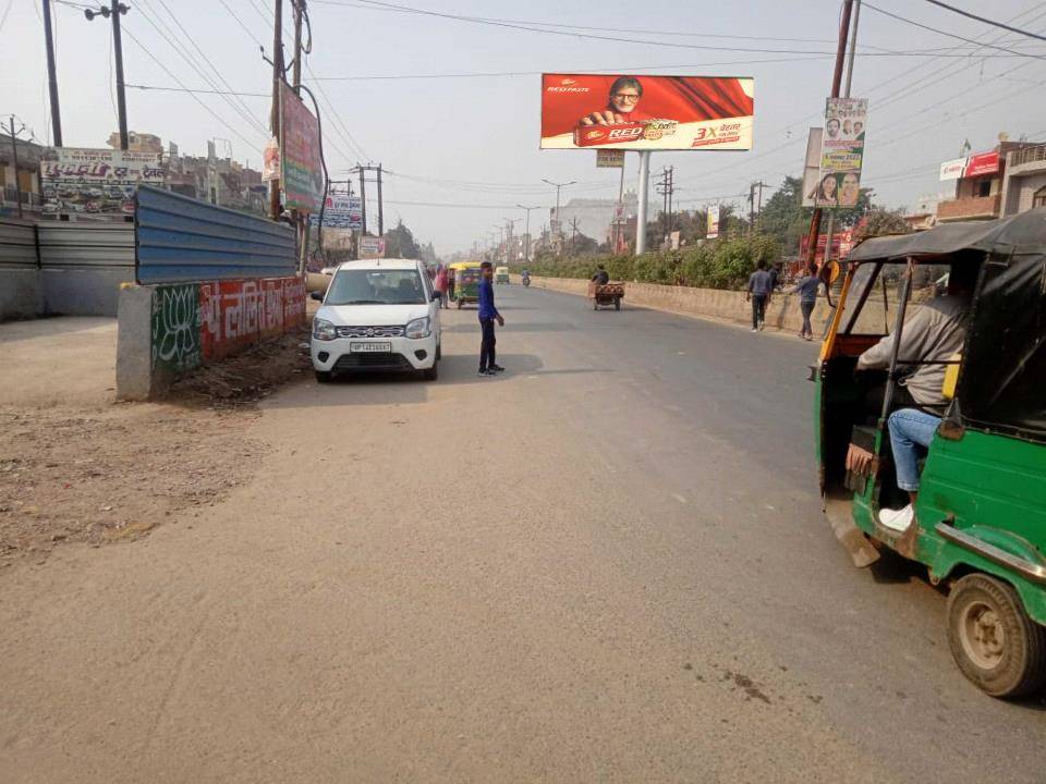 Unipole - Loni Pushta near Police Chowki, Ghaziabad, Uttar Pradesh Unipole - Loni Pushta near Police Chowki, Ghaziabad, Uttar Pradesh