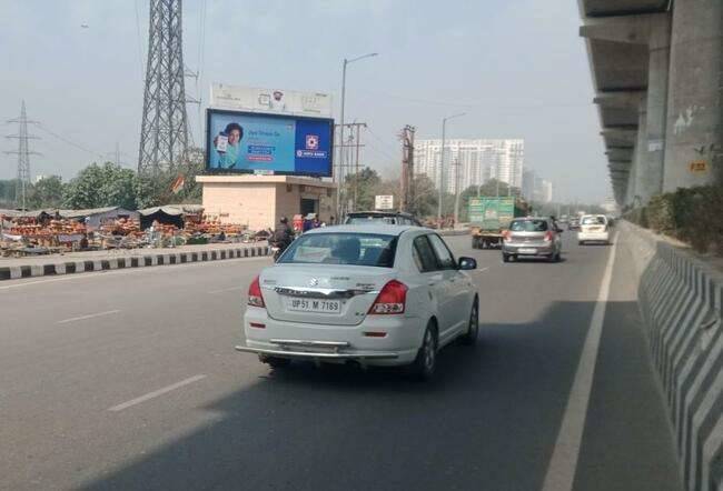 Billboard - Sector - 50
, Noida, Uttar Pradesh Billboard - Sector - 50
, Noida, Uttar Pradesh