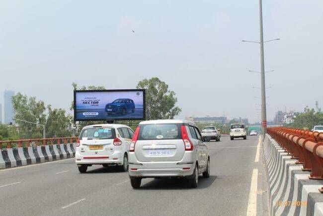 Billboard - On Elevated Road
, Noida, Uttar Pradesh Billboard - On Elevated Road
, Noida, Uttar Pradesh