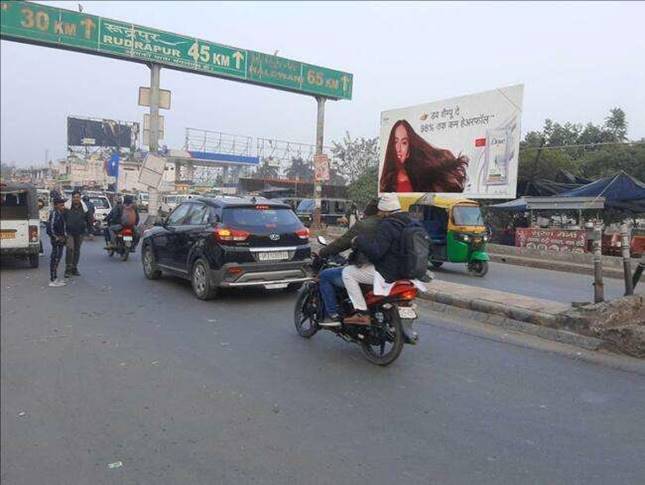 Billboard - Mallgudam Chouraha, Rampur, Uttar Pradesh Billboard - Mallgudam Chouraha, Rampur, Uttar Pradesh