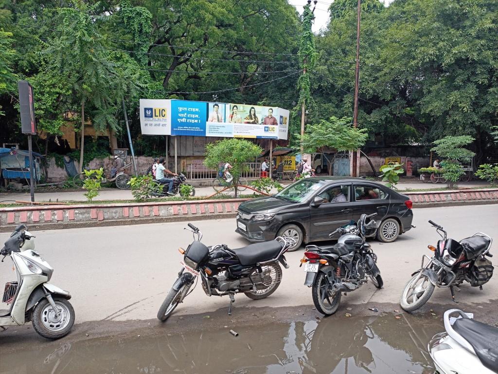 BQS-Prem Nagar Rly Xing, Bareilly, Uttar Pradesh BQS-Prem Nagar Rly Xing, Bareilly, Uttar Pradesh