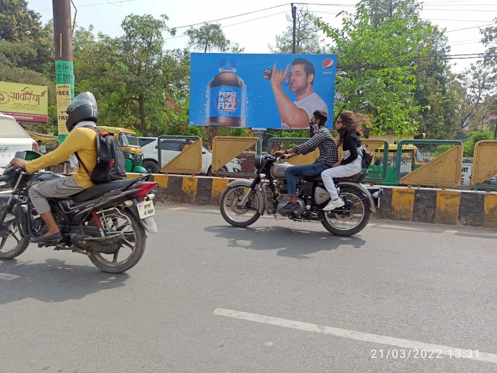 Unipole-Kachhary Bus Stand, Gorakhpur, Uttar Pradesh Unipole-Kachhary Bus Stand, Gorakhpur, Uttar Pradesh