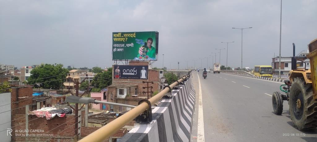 Billboard-Tarna Flyover, Varanasi, Uttar Pradesh Billboard-Tarna Flyover, Varanasi, Uttar Pradesh