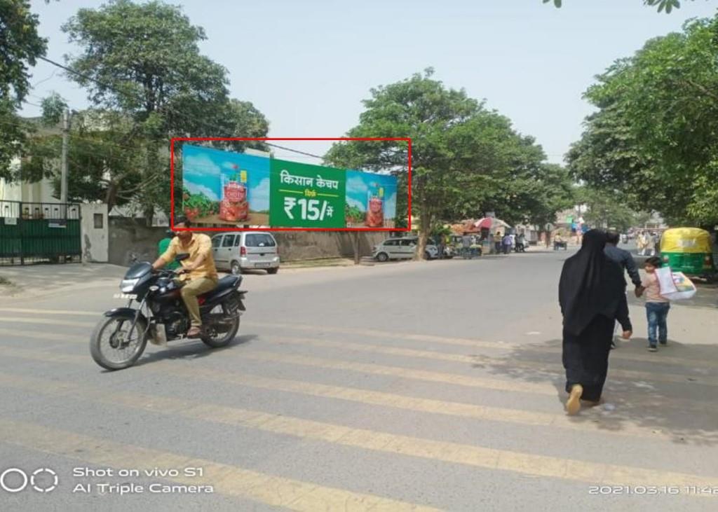 Billboard-Station Road, Etawah, Uttar Pradesh Billboard-Station Road, Etawah, Uttar Pradesh