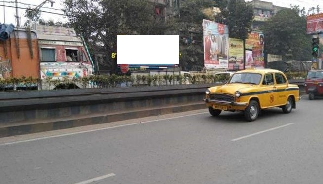 Bus Shelter - Sinthi More Bus stand, Kolkata, West Bengal Bus Shelter - Sinthi More Bus stand, Kolkata, West Bengal