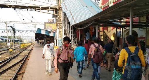 Billboard - Kharagpur Station, Kolkata, West Bengal Billboard - Kharagpur Station, Kolkata, West Bengal