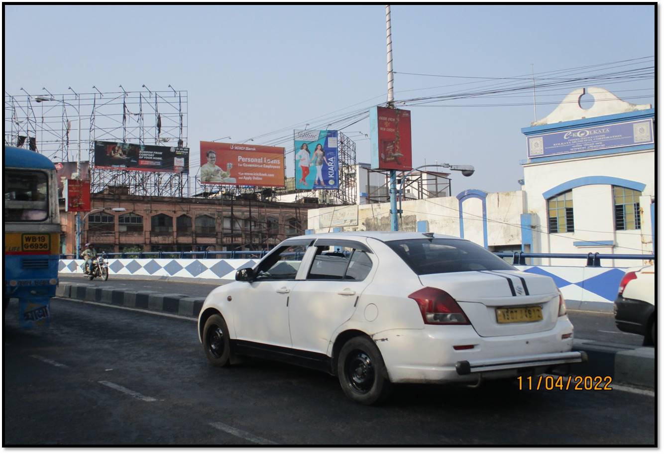 Billboard - Gariahat F/O FTF Golpark, Kolkata, West Bangal Billboard - Gariahat F/O FTF Golpark, Kolkata, West Bangal