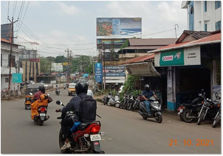 Hoarding-Mundur, Trichur, Kerala Hoarding-Mundur, Trichur, Kerala
