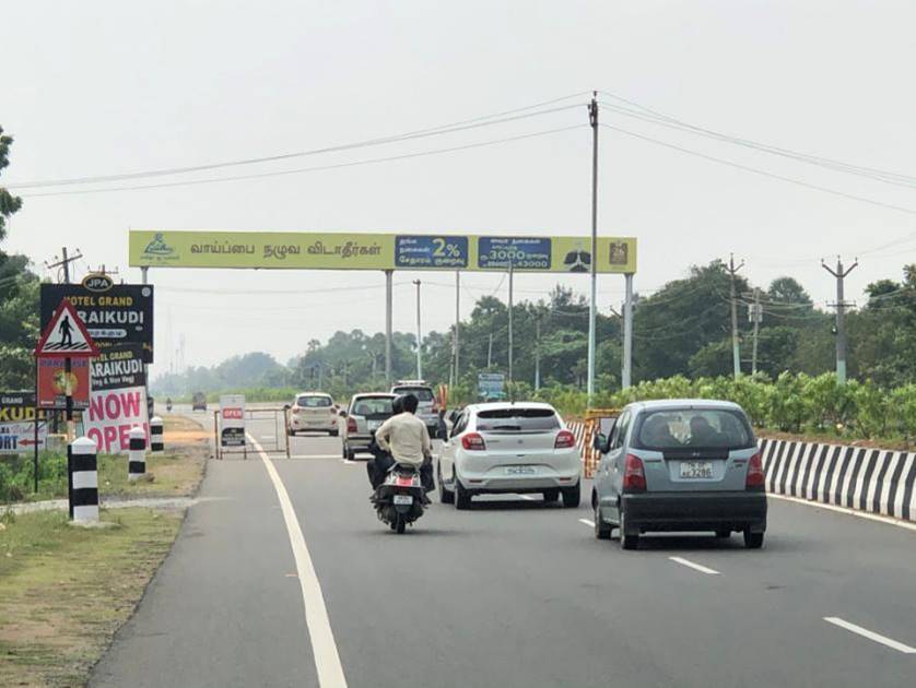 Gantry-ECR Near Grand Sheraton, Chennai, Tamilnadu Gantry-ECR Near Grand Sheraton, Chennai, Tamilnadu