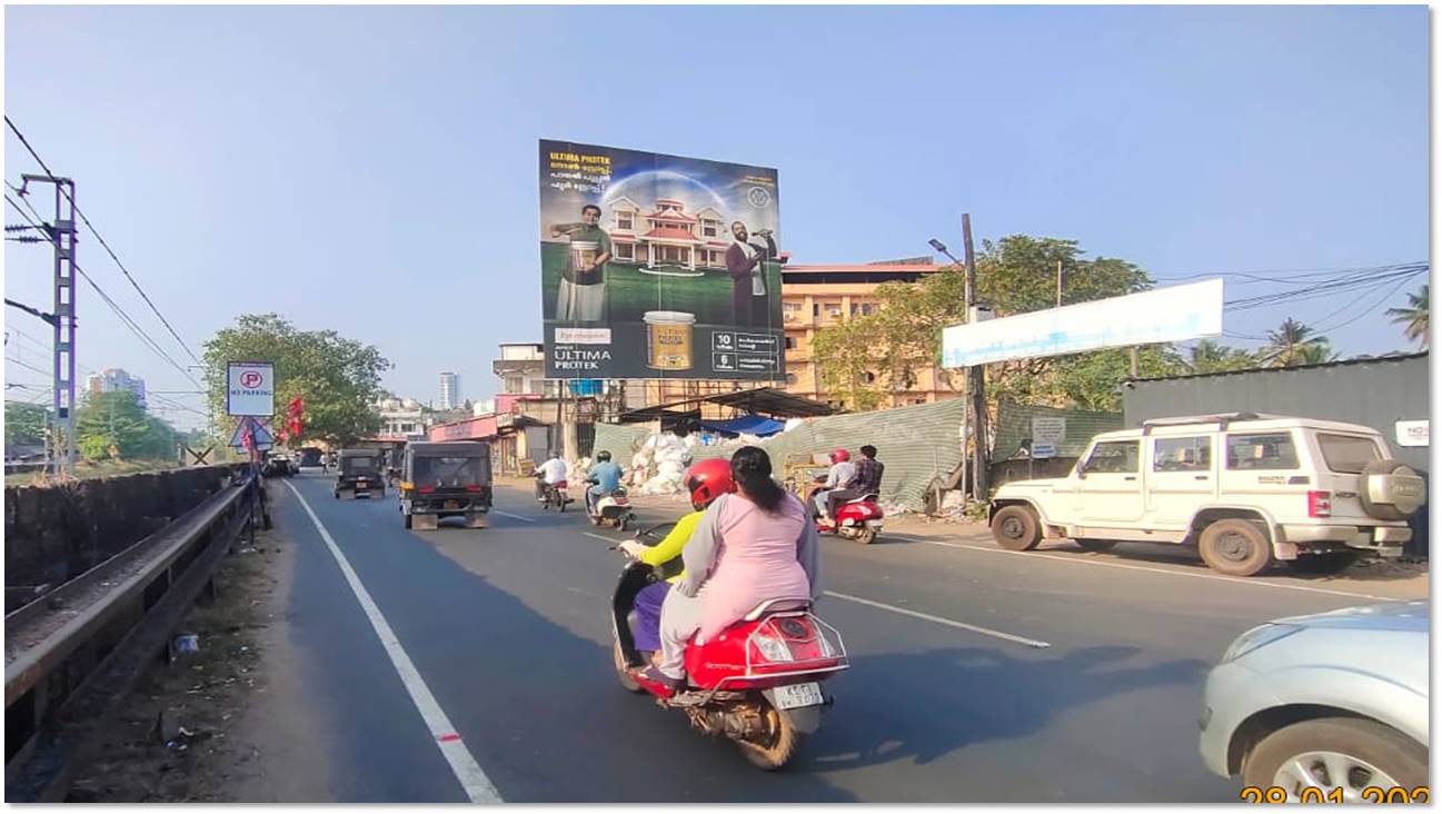 Hoarding-Palayam, Calicut, Kerala Hoarding-Palayam, Calicut, Kerala